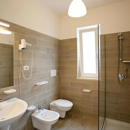 Rendez Vous 아파트호텔 비에스테