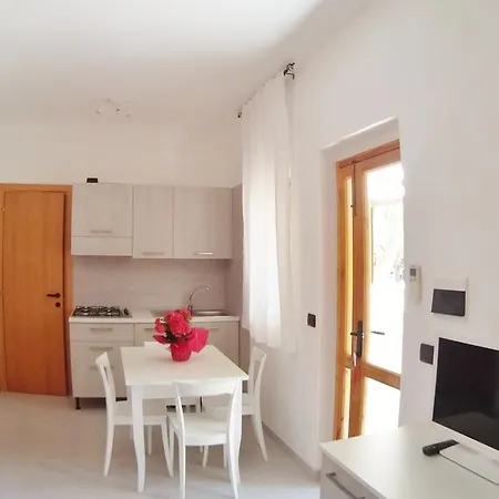 Rendez Vous 4* 维耶斯泰