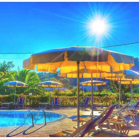 Rendez Vous 4* 维耶斯泰