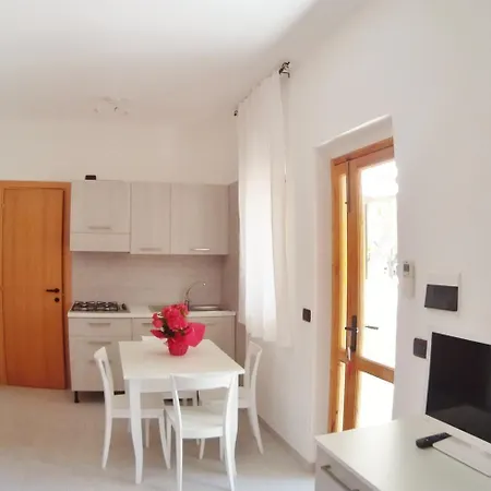 Rendez Vous 维耶斯泰